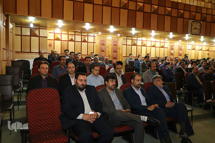 گزارش تصویری نشست خادمی با کارکنان استانداری لرستان