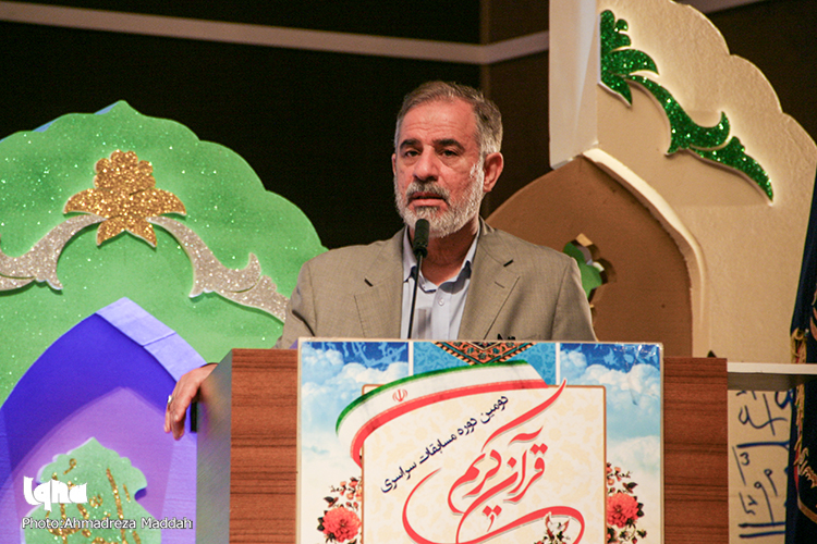 ظاهر نشدن آموزه&zwnj;های قرآن در حیات اجتماعی، مهجوریت عملی آن است