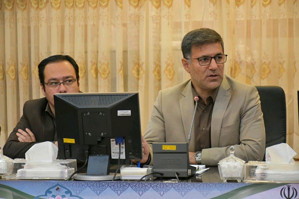 لزوم استفاده از افراد بومی در مجموعه اداری