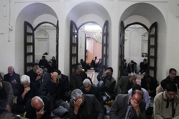 عزاداری در ساعت 3 و نیم صبح در خانه تاریخی سید خوشرو