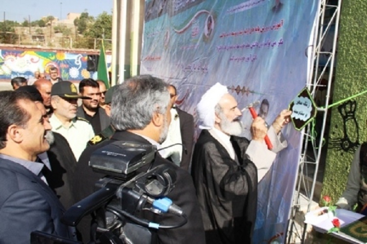 زنگ &laquo;مهر و مقاومت&raquo; در مدارس کردستان نواخته شد