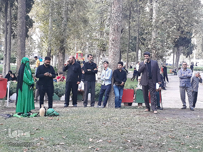 اجرای تعزیه بازخوانی خطبه حضرت زینب(س) در خرم&zwnj;آباد + عکس