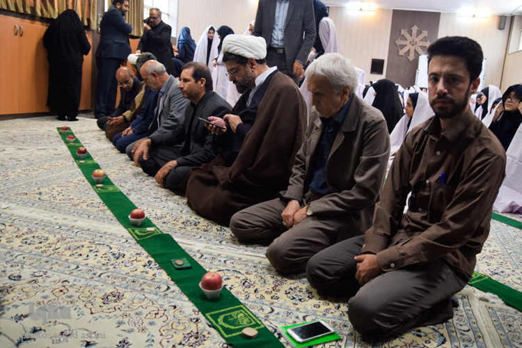 یین افتتاحیه ی نماز جماعت مدارس آموزش و پرورش استان اصفهان