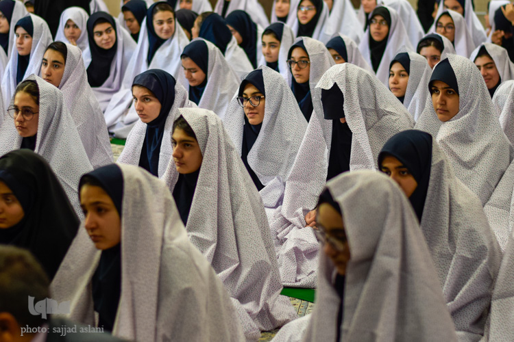یین افتتاحیه ی نماز جماعت مدارس آموزش و پرورش استان اصفهان