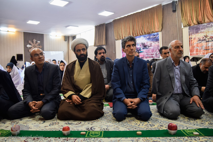 یین افتتاحیه ی نماز جماعت مدارس آموزش و پرورش استان اصفهان
