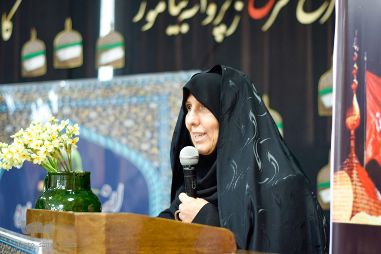 یین افتتاحیه ی نماز جماعت مدارس آموزش و پرورش استان اصفهان
