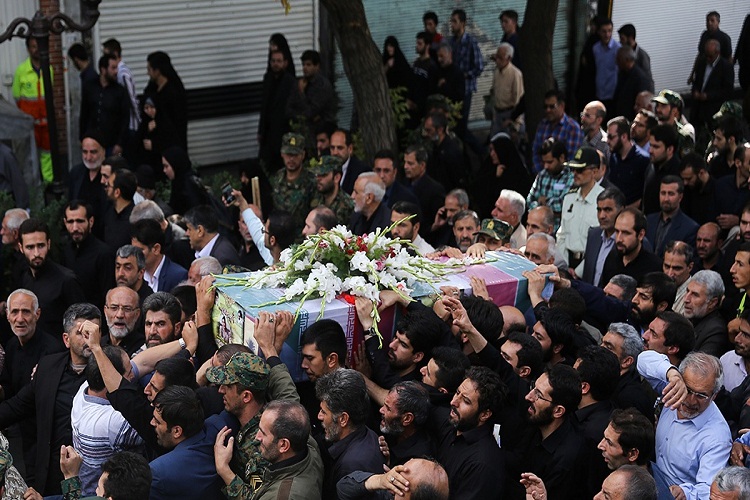 تشییع پیکر شهید«سلطانعلی عبداللهی نیک آبادی» پس از 33 سال غربت در تبریز تشییع پیکر شهید«سلطانعلی عبداللهی نیک آبادی» پس از 33 سال غربت در تبریز