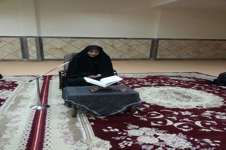 از آموزش قرآن به کودکان تا شرکت در کلاس استاد پرهیزگار