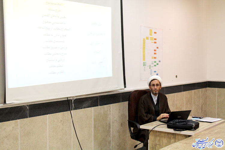 گزارش تصویری از یک روز زندگی مبلغ مذهبی
