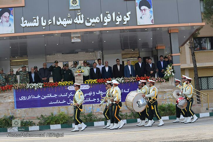 گزارش تصویری صبحگاه مشترک نیروهای مسلح لرستان گزارش تصویری صبحگاه مشترک نیروهای مسلح لرستان