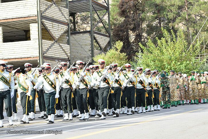گزارش تصویری صبحگاه مشترک نیروهای مسلح لرستان گزارش تصویری صبحگاه مشترک نیروهای مسلح لرستان