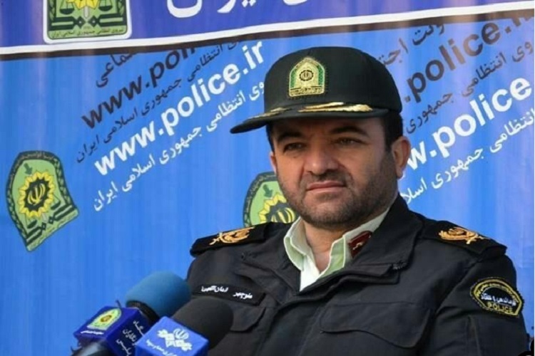 مردم نقش بسزایی در برقراری نظم و امنیت اجتماعی دارند مردم نقش بسزایی در برقراری نظم و امنیت اجتماعی دارند