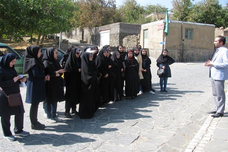 پاکسازی روستای گردشگری &laquo;ورکانه&raquo;