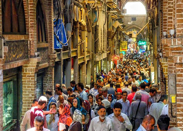 معیار سنجش افراد اقتصاد فرهنگی باشد نه اقتصاد مالی