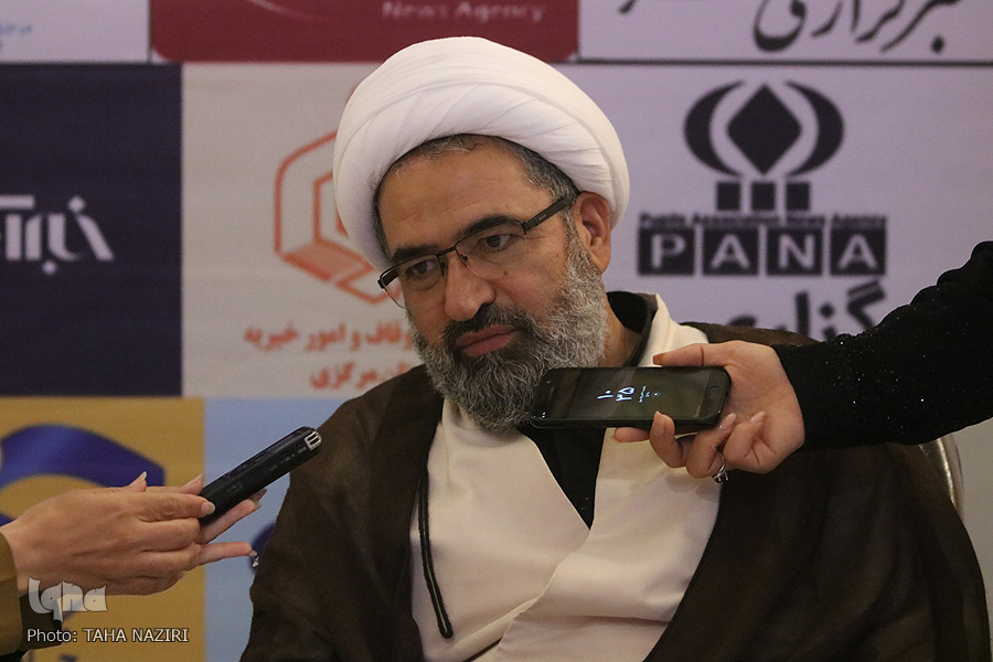 حضور پیشکسوتان قرآنی پررنگ‌تر از جوانان/ قاریان به تلاوت طولانی عادت ندارند