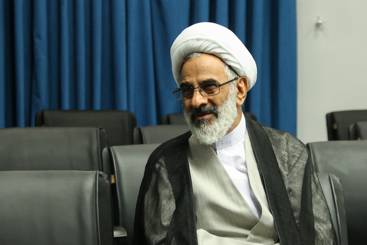 رفتارهای اجتماعی خود را با دستورات الهی هماهنگ کنیم