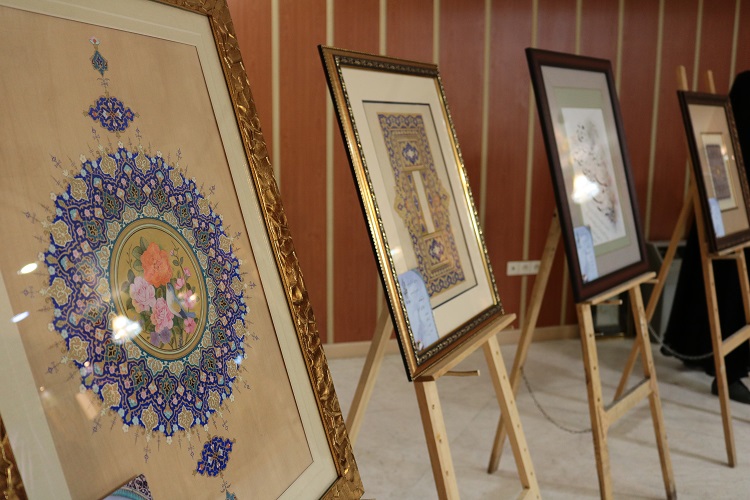 اختتامیه جشنواره قرآن و عترت دانشگاه جامع علمی - کاربردی اختتامیه جشنواره قرآن و عترت دانشگاه جامع علمی - کاربردی