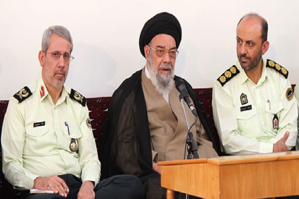 ذات کار نیروی انتظامی، عبادت است