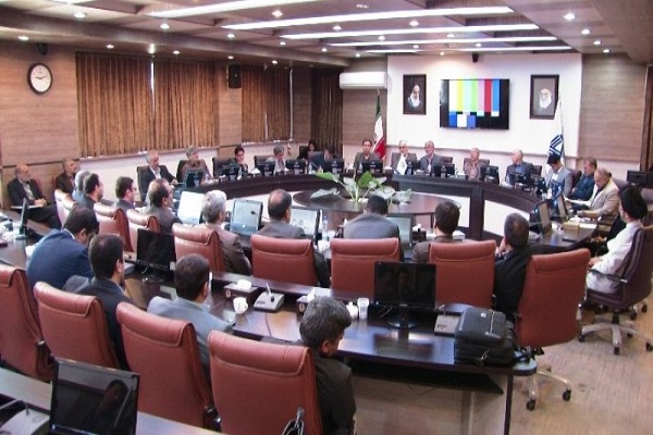 جایگاه شوراها باید حفظ شود