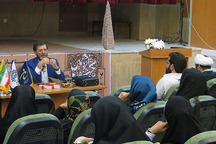 برگزاری کارگاه شعر جشنواره &laquo;جوان سوره&raquo; در یزد
