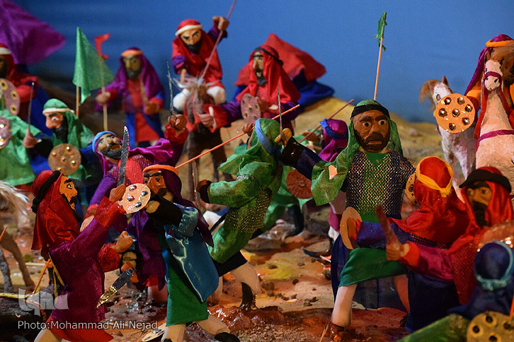 گزارش تصویری نمایشگاه عاشورایی ویژه کودکان لرستانی گزارش تصویری نمایشگاه عاشورایی ویژه کودکان لرستانی