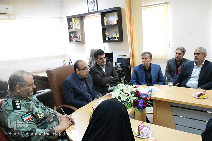بازدید مدیران از فعالیت&zwnj;های کانون پرورش فکری لرستان + عکس