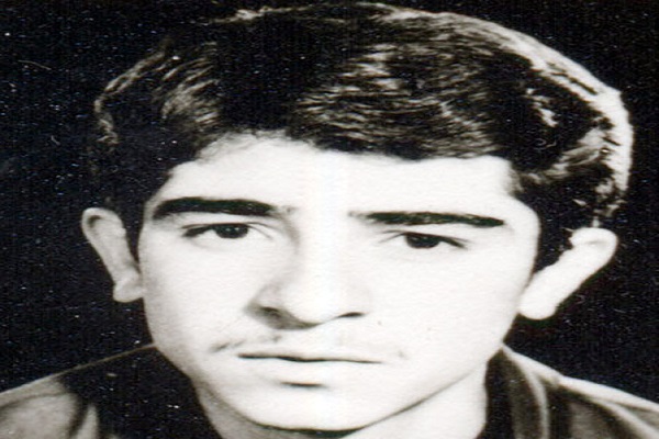 از خداوند و امام ميخواهم که مرا ببخشند از خداوند و امام ميخواهم که مرا ببخشند