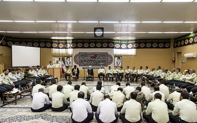 دیدار کارکنان فرماندهی انتظامی استان یزد با آیت الله ناصری&zwnj;+تصاویر