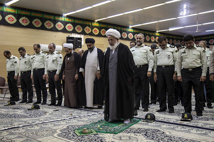 دیدار کارکنان فرماندهی انتظامی استان یزد با آیت الله ناصری&zwnj;+تصاویر