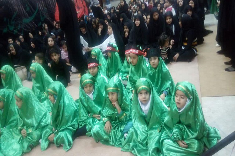 اطعام 1000 نفر از بانوان عزادار حضرت رقیه در تایباد