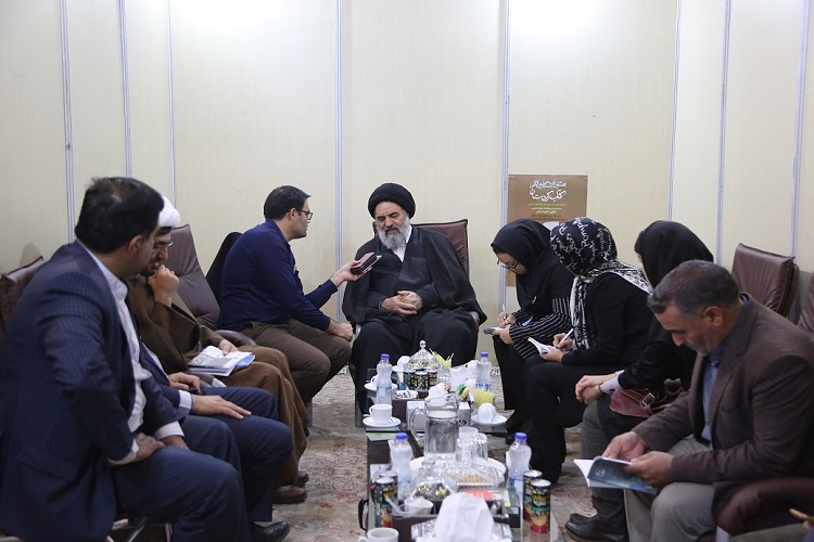 نمایشگاه کتاب کردستان گام مهمی در تحقق تقریب مذاهب است