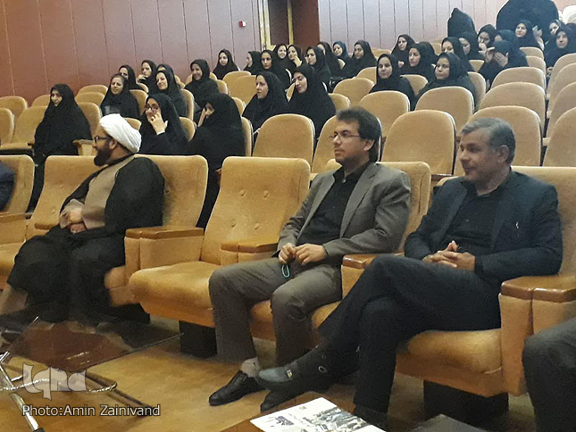 برگزاری همایش زینبیون با محوریت نماز در خرم&zwnj;آباد + عکس