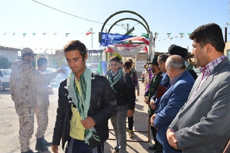 اعزام 280 دانشآموز به مناطق عملیاتی جنوب کشور اعزام 280 دانشآموز به مناطق عملیاتی جنوب کشور