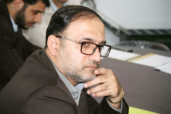 انتقاد از یک نماینده مجلس در شورای گسترش قرآن مازندران