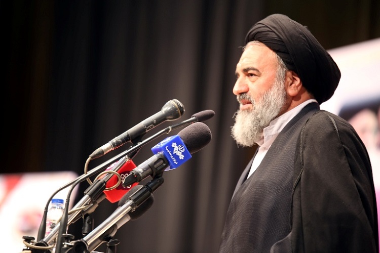 اربعین حسینی مانوری از جبهه حق در مقابل باطل است