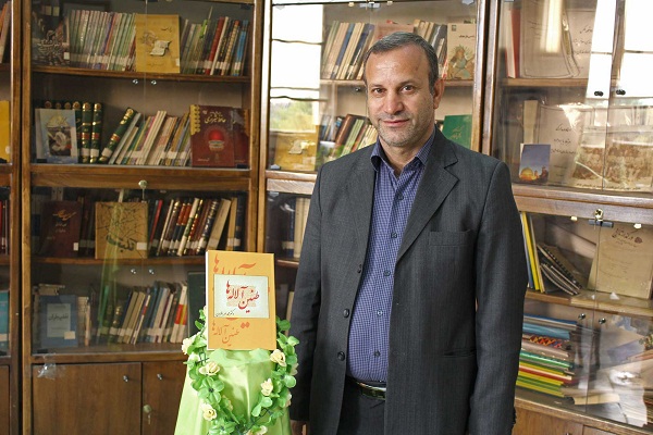 نگاهی به کتاب &laquo;طنین آلاله&zwnj;ها&raquo;