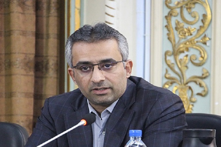 مسئولان نوک پیکان مبارزه با بیکاری و مشکلات هستند