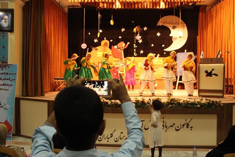 تصاویری از اختتامیه جشنواره قصه&zwnj;گویی در زاهدان