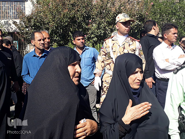 گزارش تصویری تشییع پیکر مطهر شهید لرستانی حادثه تروریستی اهواز