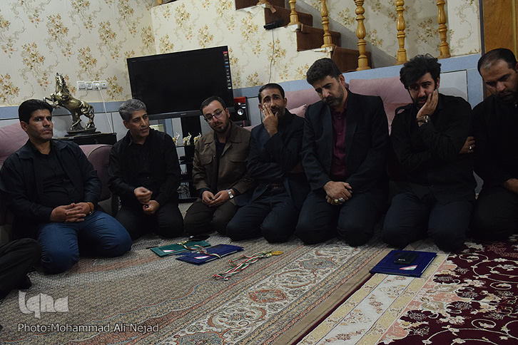 گزارش تصویری دیدار مدال&zwnj;آوران لرستانی با شهید زنده