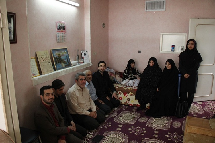 وظیفه مسئولان حفظ پرچمی است که شهدا به دست ما سپرده&zwnj;اند