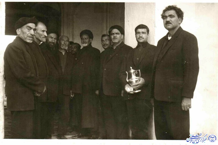97 سال خدمت در رثای حسین(ع)
