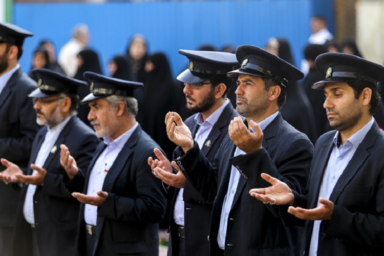 آئین خطبه&zwnj;خوانی حرم حضرت معصومه (س) با حضور دانشجویان برگزار شد&nbsp;&nbsp;