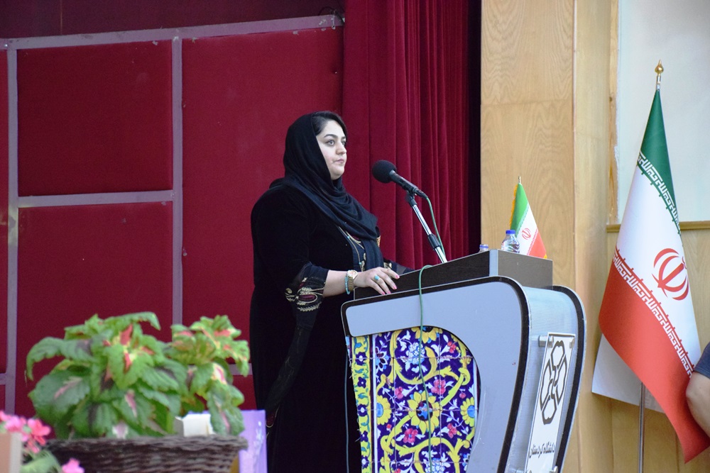 نشست تخصصی «حضور و نقش بانوان در جامعه» برگزار شد + عکس نشست تخصصی «حضور و نقش بانوان در جامعه» برگزار شد + عکس
