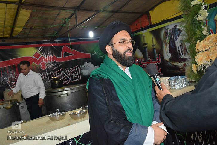 حضور زائران اربعین در موکب مردمی امام خامنه‌ای خرم‎آباد