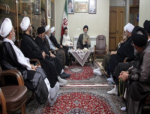 رسیدگی به فرهیختگان کم توان حوزه علمیه امری ضروری است