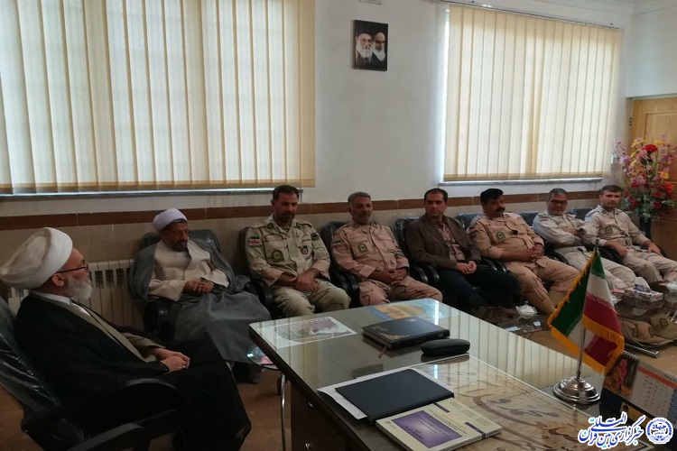 عقل و منطق دو فضیلت الهی است که انسان را به رشد و کمال می&zwnj;رساند