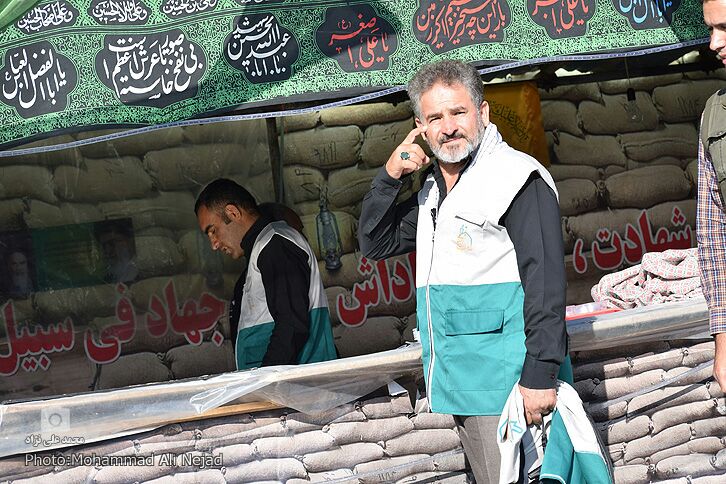 گزارش تصویری فعالیت موکب عاشقان حسینی(ع) خرم&zwnj;آباد