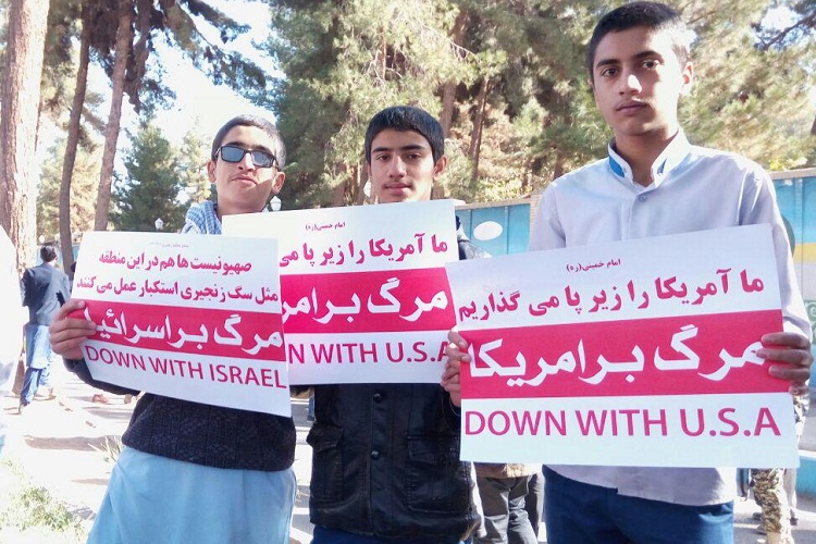 فریاد « مرگ بر امریکا» در زاهدان طنینانداز شد + عکس فریاد « مرگ بر امریکا» در زاهدان طنینانداز شد + عکس