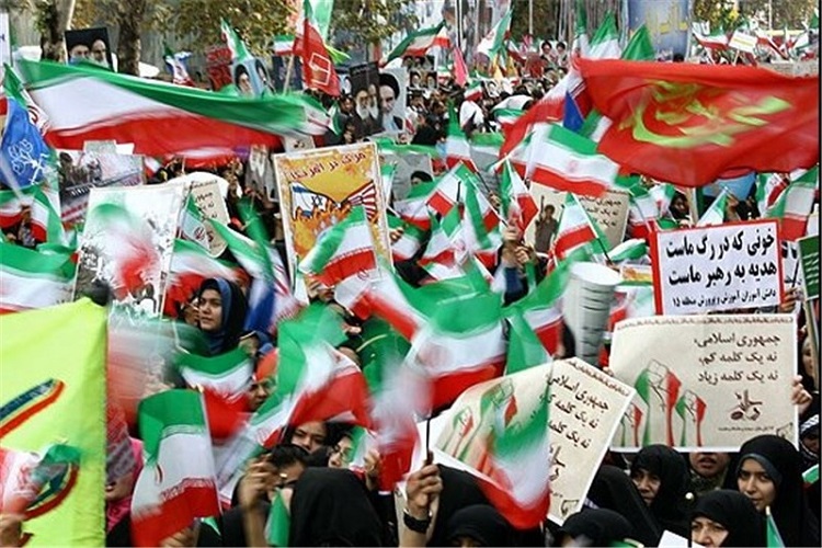 شعار مرگ بر آمریکا ریشه قرآنی دارد/ تبدیل به زغال کردند ۴۱۱ دانش&zwnj;آموز در یمن آیا با معیار حقوق بشر می&zwnj;سازد.